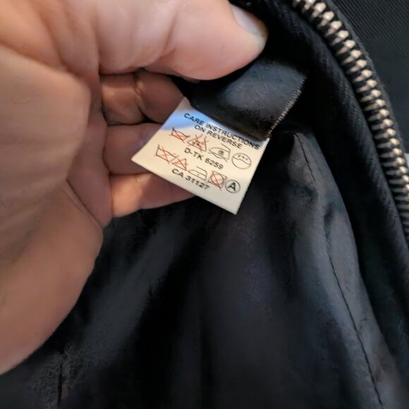 Minimalist 90s Vintage Donna Karan Essentials — Made in Italy | Black | 8 | EVC - Picture 8 of 10